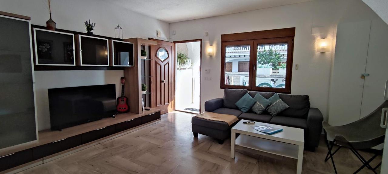 Beach Breeze Townhouse By The Beach Santa Pola Buitenkant foto